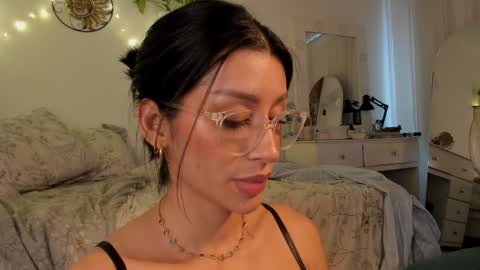 Snapshot of connie_deep chatting on 02-08-25, 04:14 connie online show from 02-08-25, 04:14