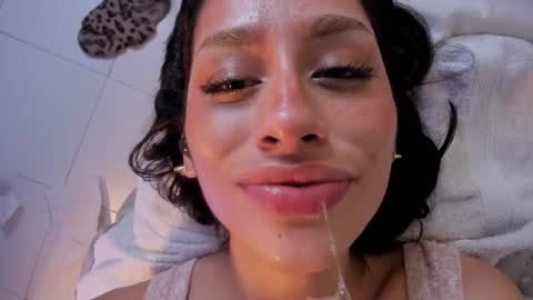Snapshot of connie_deep chatting on 02-12-25, 01:48 connie online show from 02-12-25, 01:48
