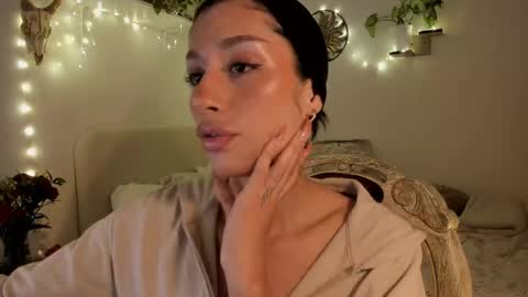 Snapshot of connie_deep chatting on 02-17-25, 11:13 connie online show from 02-17-25, 11:13
