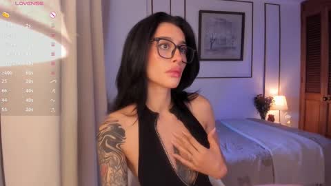 Snapshot of connie_deep chatting on 09-16-25, 09:43 connie online show from 09-16-25, 09:43