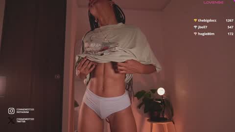 Snapshot of connie_west0 chatting on 12-24-24, 02:10   independent model online show from 12-24-24, 02:10