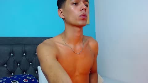 Snapshot of connor_garrett chatting on 01-02-25, 03:08 Connor online show from 01-02-25, 03:08