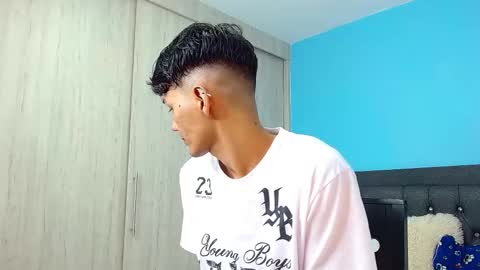 Snapshot of connor_garrett chatting on 03-06-25, 08:05 Connor online show from 03-06-25, 08:05