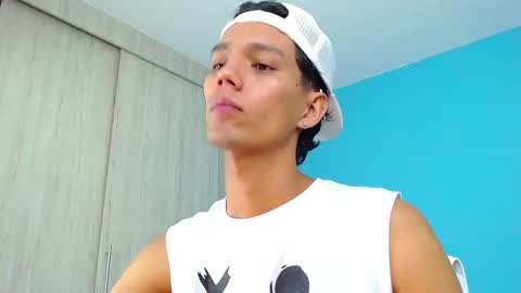 Snapshot of connor_garrett chatting on 10-03-25, 04:09 Connor online show from 10-03-25, 04:09