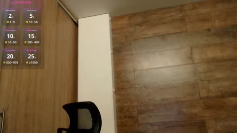 Snapshot of connor_h1 chatting on 10-24-25, 01:03 connor_h1 online show from 10-24-25, 01:03