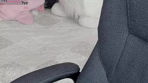 Conny online show from 11-19-25, 01:55