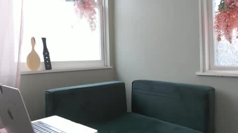 ANR Mommy online show from 12-14-25, 03:50