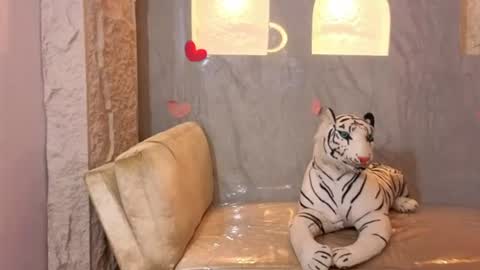 Snapshot of cony_curly_b chatting on 07-26-26, 03:19 Online 2200 - 0600 online show from 07-26-26, 03:19