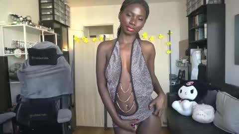 Carola  independent model online show from 01-06-26, 01:04