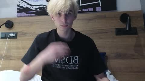 Snapshot of cookie_sex chatting on 10-08-25, 09:01 cookie_sex online show from 10-08-25, 09:01