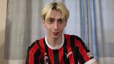 Snapshot of cookie_sex chatting on 11-06-25, 02:45 cookie_sex online show from 11-06-25, 02:45