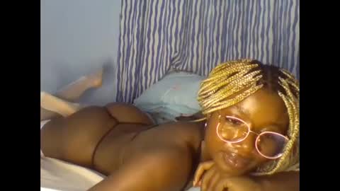Snapshot of cookiejah chatting on 01-02-25, 10:01 cookie jar online show from 01-02-25, 10:01