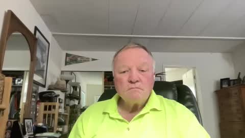 Snapshot of cookoosnest chatting on 01-22-25, 12:06 cookoosnest online show from 01-22-25, 12:06