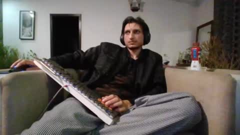 Cool2Buddies online show from 04-05-26, 10:07