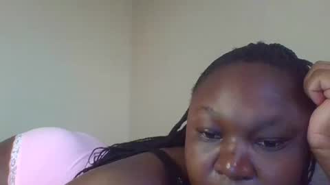 Snapshot of coolgirl001 chatting on 10-17-25, 01:03 coolgirl001 online show from 10-17-25, 01:03
