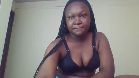 Snapshot of coolgirl001 chatting on 10-19-25, 06:58 coolgirl001 online show from 10-19-25, 06:58