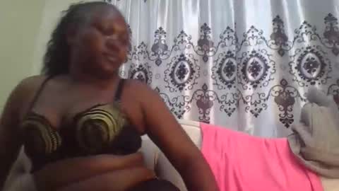 coolgirl001 online show from 10-26-25, 06:47