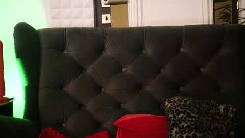 Ginger The Cringer online show from 03-12-25, 08:19