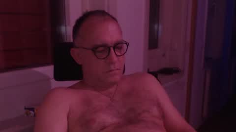 Snapshot of coquin369 chatting on 01-02-25, 10:33 Coquin369 online show from 01-02-25, 10:33