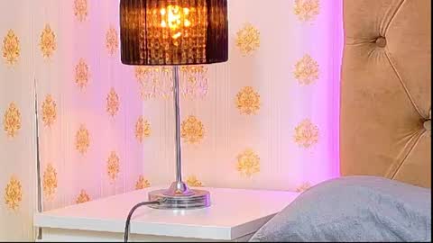 CoraVex online show from 06-20-26, 04:04