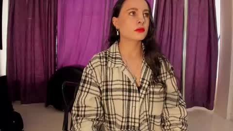 Snapshot of coral_gibson chatting on 03-03-26, 12:33 Coral online show from 03-03-26, 12:33