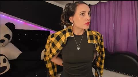 Snapshot of coral_gibson chatting on 03-10-26, 01:05 Coral online show from 03-10-26, 01:05