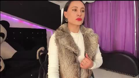 Snapshot of coral_gibson chatting on 03-11-26, 12:55 Coral online show from 03-11-26, 12:55