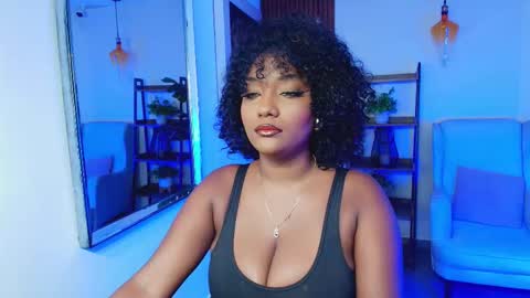 Snapshot of coral_lise chatting on 10-09-25, 11:19 Coral online show from 10-09-25, 11:19