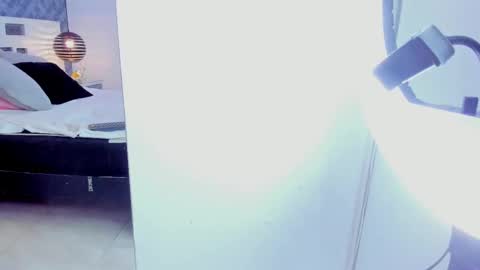 Snapshot of coralharmon chatting on 12-04-24, 05:22 coralharmon online show from 12-04-24, 05:22