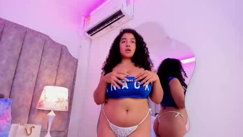 Snapshot of coralharmon chatting on 10-13-25, 09:59 coralharmon online show from 10-13-25, 09:59