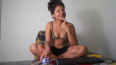 coraline_777 online show from 11-16-25, 09:31