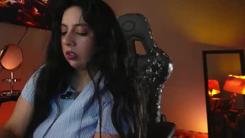 Snapshot of coraline_latin chatting on 10-07-25, 01:14 Coraline online show from 10-07-25, 01:14