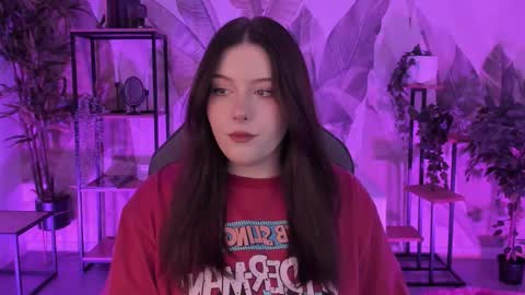 Snapshot of coralinekeyns chatting on 10-10-25, 04:44 little girl who is always right or Coraline online show from 10-10-25, 04:44