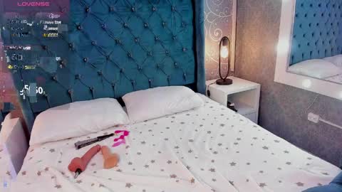  Red  online show from 04-11-26, 01:21