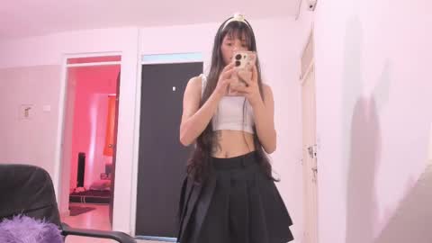 Coraline uwu     Bienvenidos al dulce mundo de Coraline    Hola amores soy Coraline  Una chica  tierna juguetona online show from 04-13-26, 06:13