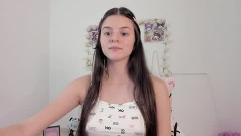 Coraline uwu     Bienvenidos al dulce mundo de Coraline    Hola amores soy Coraline  Una chica  tierna juguetona online show from 07-16-26, 03:23