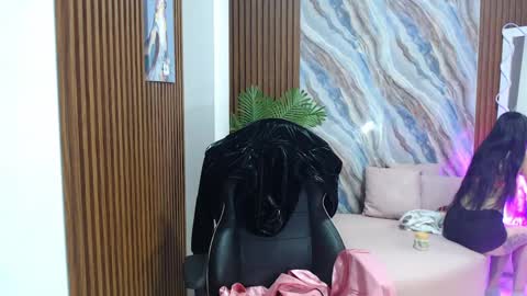 Snapshot of corall_tay1 chatting on 04-24-26, 11:34 corall_tay1 online show from 04-24-26, 11:34