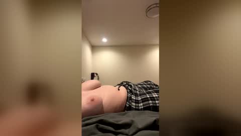 Snapshot of corals_house chatting on 03-01-26, 06:37 corals_house online show from 03-01-26, 06:37