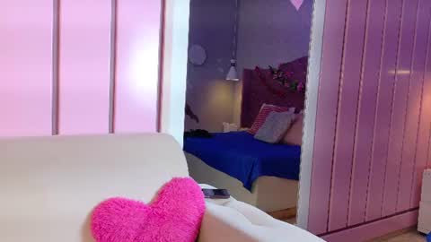 Snapshot of coralvega chatting on 06-19-26, 11:47 coralvega online show from 06-19-26, 11:47
