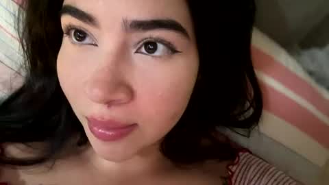 Snapshot of coralwells chatting on 08-01-26, 03:06 coralwells online show from 08-01-26, 03:06