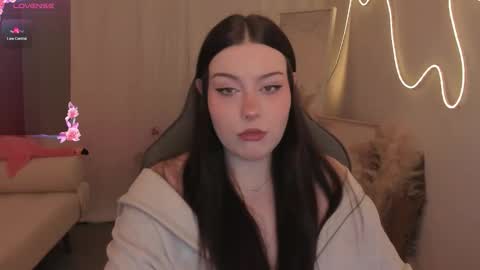 little girl who is always right or just Cora online show from 03-04-26, 05:35