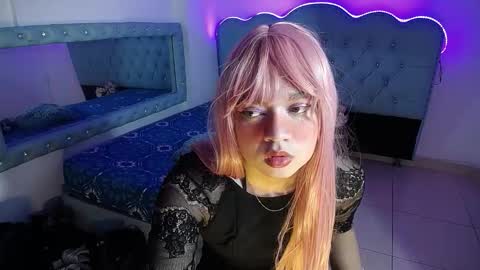 Snapshot of cordelia_perlman chatting on 09-19-25, 12:39 Cordelia online show from 09-19-25, 12:39