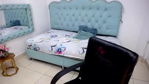 Snapshot of cordelia_perlman chatting on 11-10-25, 12:37 Cordelia online show from 11-10-25, 12:37