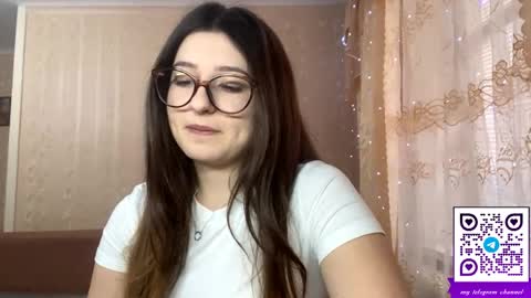 Elisheva online show from 04-14-26, 12:33