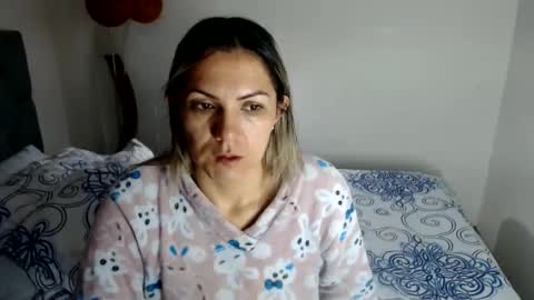 Snapshot of corinnasex chatting on 06-09-26, 10:27 corinnasex online show from 06-09-26, 10:27