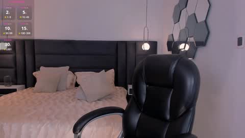 Corinne Russo online show from 12-27-24, 04:15