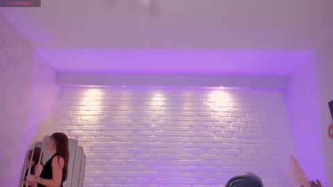 Corinne Russo online show from 01-28-25, 03:47