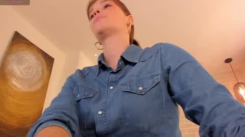 Snapshot of corinnerusso chatting on 06-24-26, 07:24 Corinne Russo online show from 06-24-26, 07:24