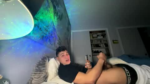 Snapshot of coronelking chatting on 01-07-25, 02:51 coronelking online show from 01-07-25, 02:51