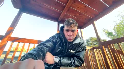 Snapshot of coronelking chatting on 01-18-25, 11:55 coronelking online show from 01-18-25, 11:55